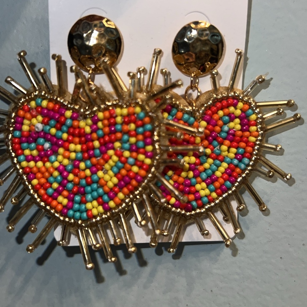 NWT Beaded multicolor, gold fringe, heart drop earring for pierced ears - Picture 2 of 4